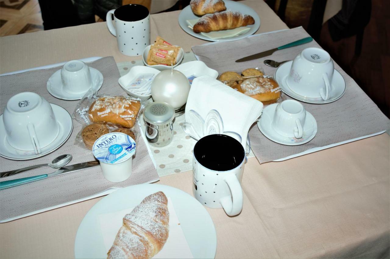 B&B Kenzia Ольбия Экстерьер фото